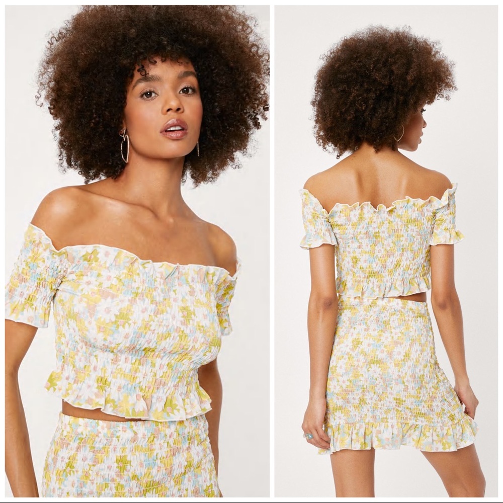 SMOCKED FLORAL TOP